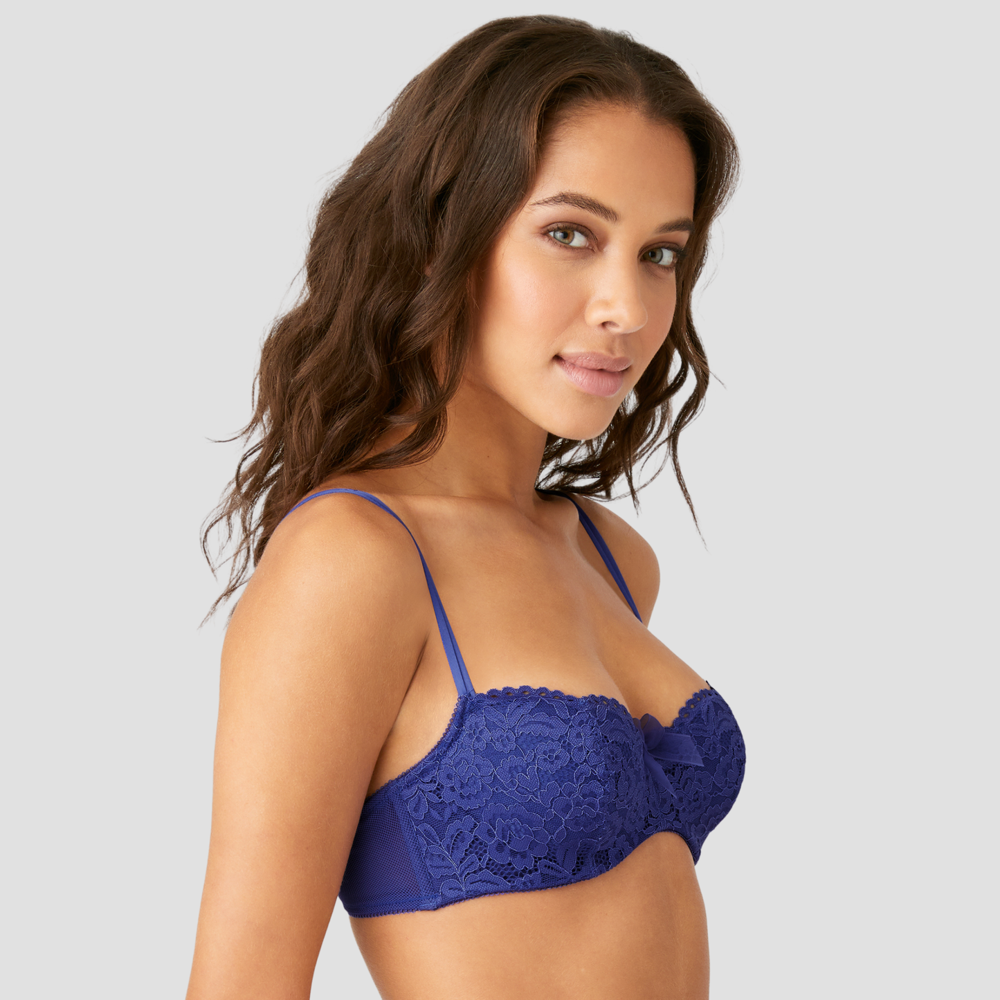 Bra balconette de encaje floral
