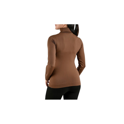 Camiseta afelpada cuello tortuga María Íntima, en color café