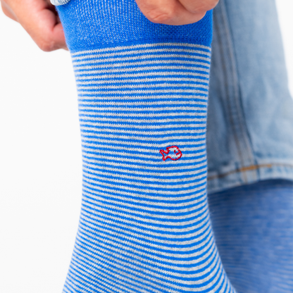 Calcetín de hombre con estampado de rayas