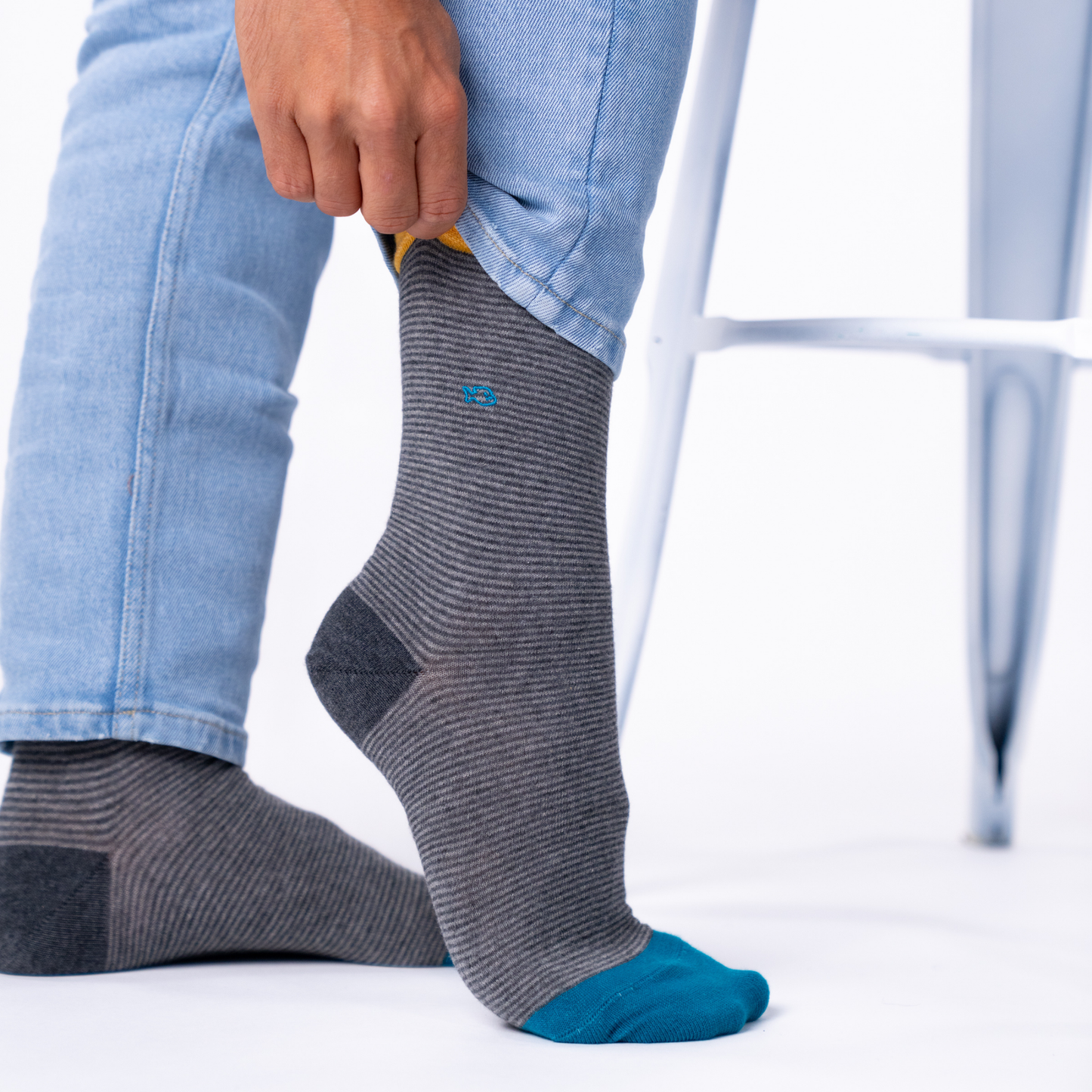 Calcetín de hombre con estampado de rayas