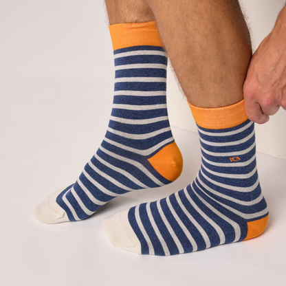 Calcetín de hombre con estampado de rayas